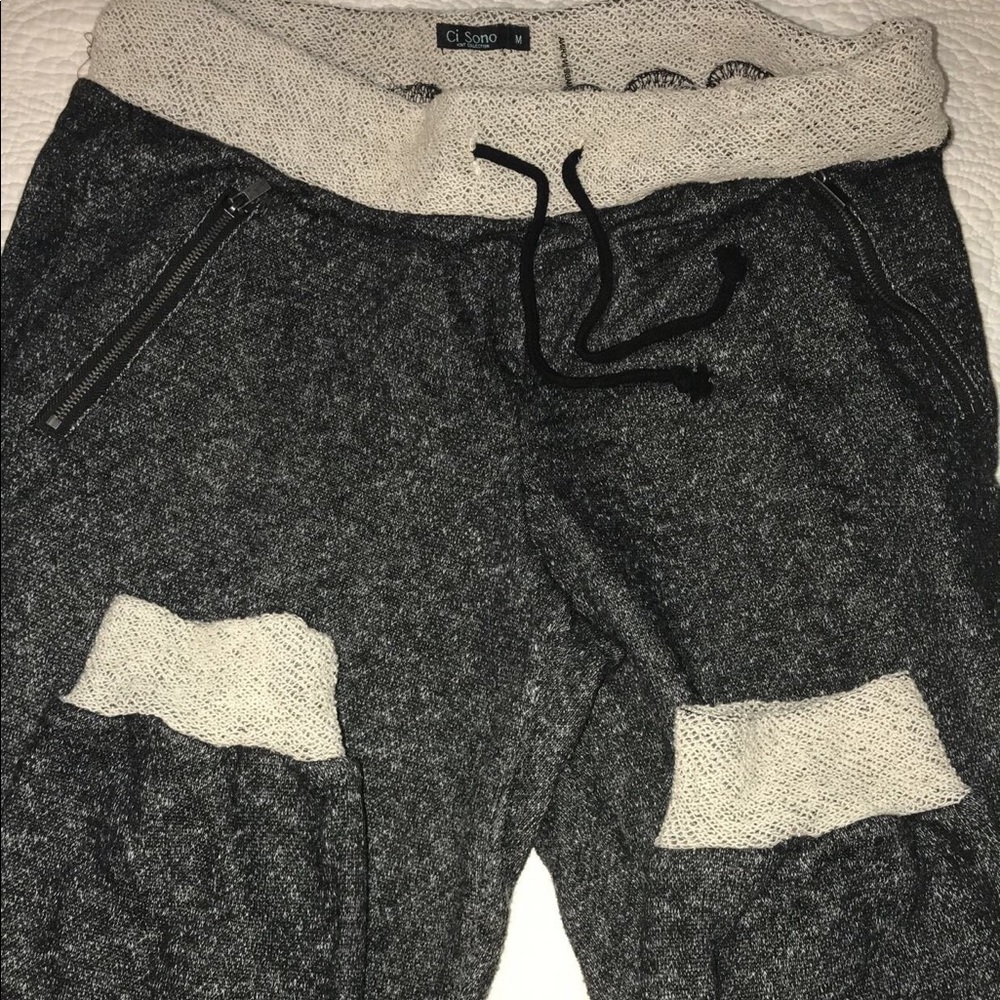 New with tag. Gray sweatpants